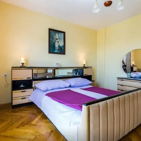 Apartment Modernes Mit Balkon Bibinje